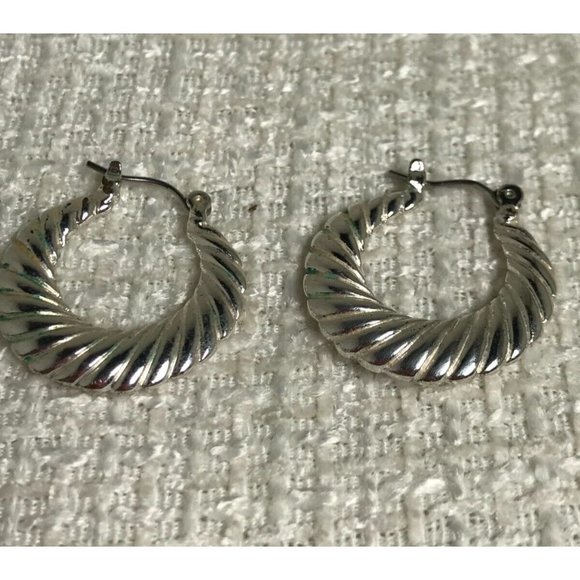 Two Pair of Silver Tone Earrings-One Pair Twisted Rope Hoops-One pair Oval Discs - Picture 4 of 8